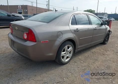 2011 Chevrolet Malibu Ls z USA, uszkodzony, nr VIN 1G1ZB5E14BF118822